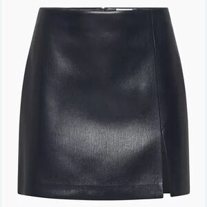 Aritzia Tatianna skirt NWT sz 12 in admiral